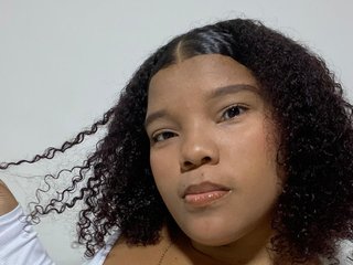 色情视频聊天 DayanRoux