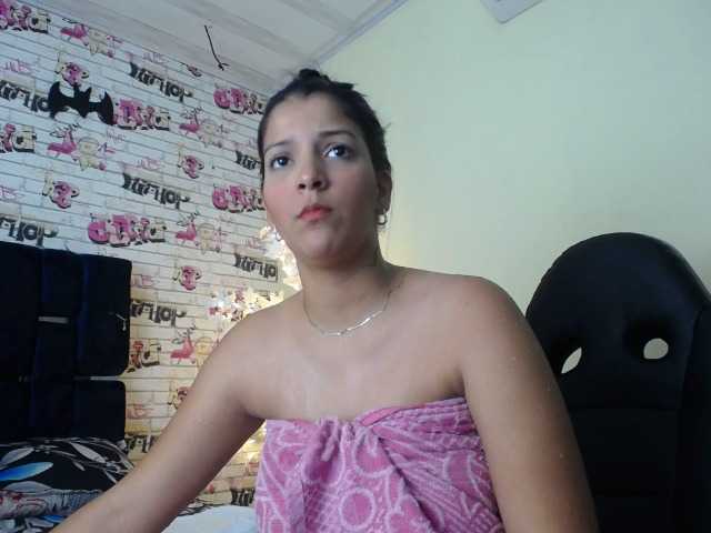 广播屏幕截图 DEVANY-REY