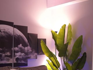 色情视频聊天 DiannaDior