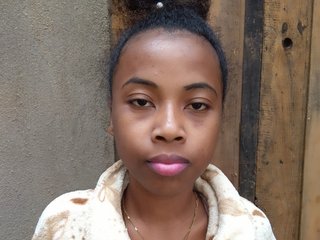 色情视频聊天 Didianah