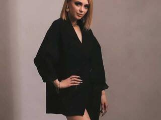 色情视频聊天 Dillza