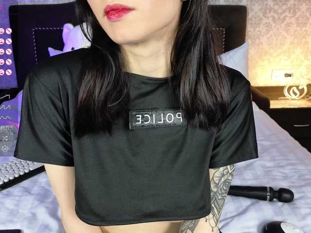 相片 weblolka ♥ I have accumulated the desire to fuck. Fuck me as hard as you want♥ At Goal: Anal show + cum show and blowjob ( @remain @total ) Tnks ♥ IG: @roxiecrash ♥