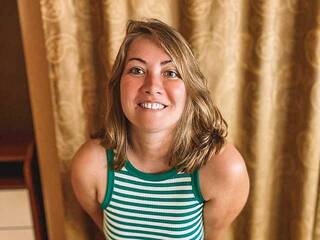 色情视频聊天 DinaBrooks