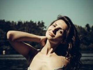 色情视频聊天 ditadenni