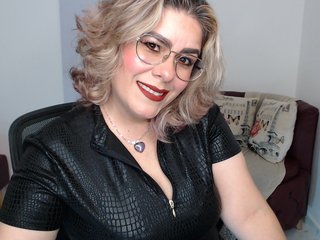 色情视频聊天 Diva-Hot82