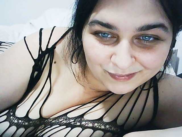 相片 djk70 #milf #boobs #big #bigboobs #curvy #ass #bigass #fat #nature #beautiful #blueeyes #pussy #dildo #fuck #sex #finger #face #eyes #tongue #bigmilf