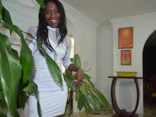 色情视频聊天 DolcePinkPuss