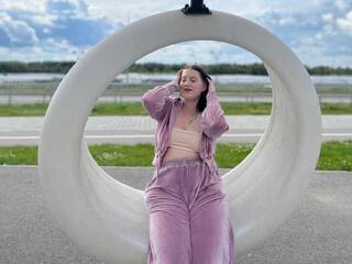 色情视频聊天 DollVice