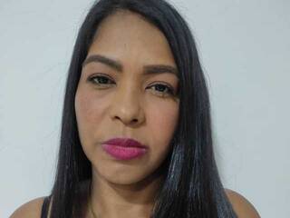 色情视频聊天 DoutzenDrose