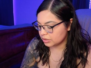 色情视频聊天 Drizzypeach