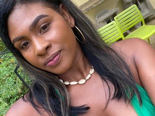 色情视频聊天 EbonyyQueenn