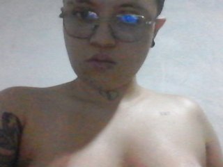 色情视频聊天 EdenJupiters