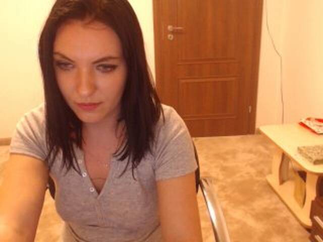 广播屏幕截图 ElaineElectra