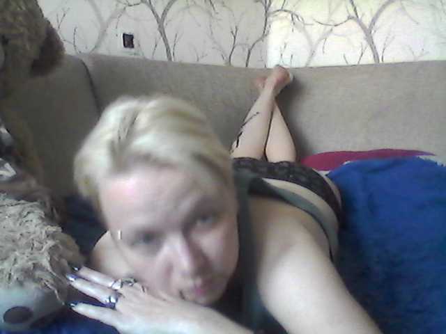 广播屏幕截图 ElenaError