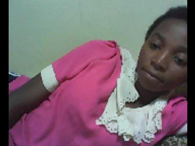 广播屏幕截图 ElianeXhot