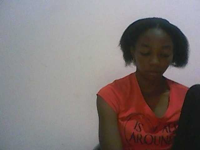 广播屏幕截图 ElianeXhot