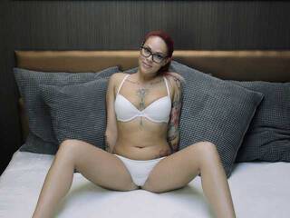 色情视频聊天 ElinaRubels