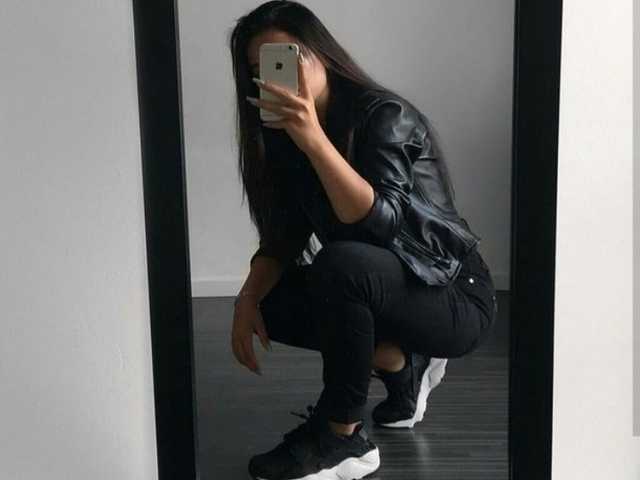 个人资料的照片 EllaDark