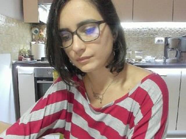 广播屏幕截图 Ellarouge