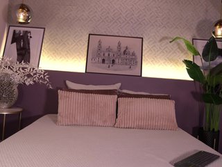 色情视频聊天 ElleDiane