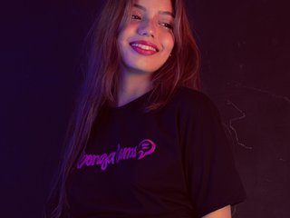 色情视频聊天 EllieMiller