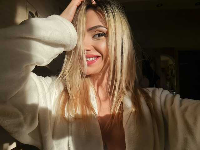 个人资料的照片 EllyAniston