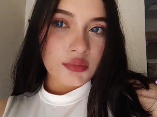 色情视频聊天 EloodieCollins