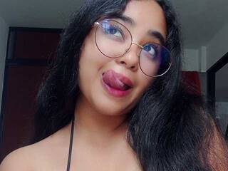 色情视频聊天 ElynDavidson