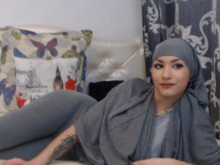 相片 ElyshaArabian ohmibod on; 75 tks flash boobies; 100 tks flash face; 110 tks flash ass; 130 tks flash pussy; 200 tks flash hair; 1000 tks striptease :*