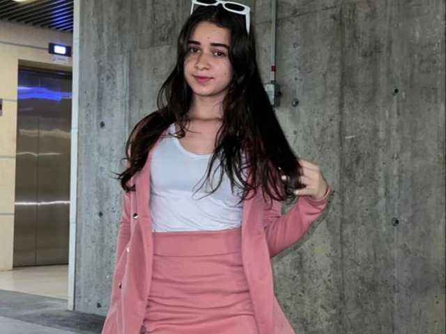 个人资料的照片 EMIILYCOOPER-8