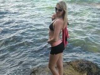 色情视频聊天 emili77