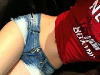 色情视频聊天 emili97