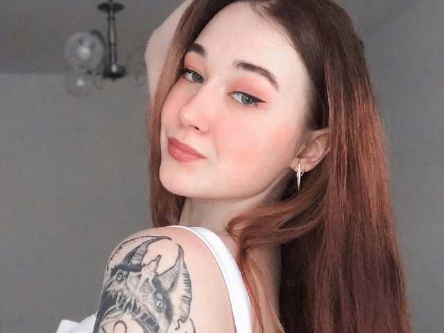 个人资料的照片 emilia-edwrds