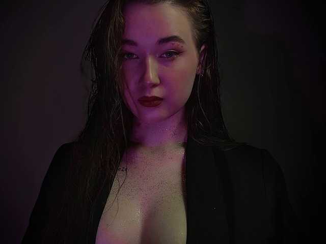 个人资料的照片 emilia-edwrds