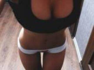 色情视频聊天 emilidoll