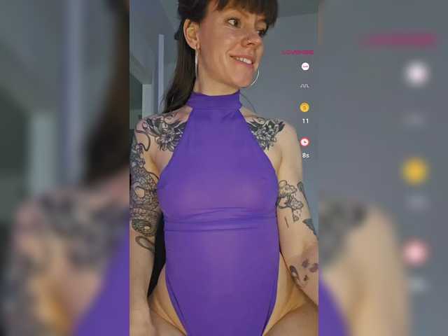 广播屏幕截图 EmilieEdelana