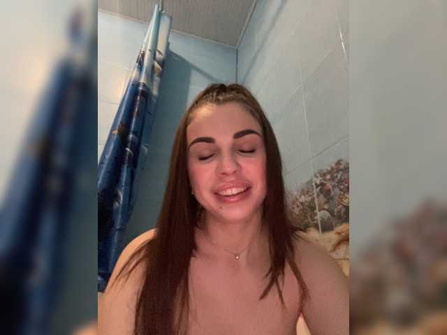 广播屏幕截图 EmiliGreen