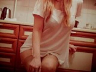 色情视频聊天 emilli5353