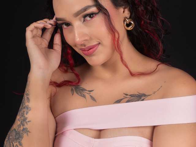 个人资料的照片 Emily-Foxyy