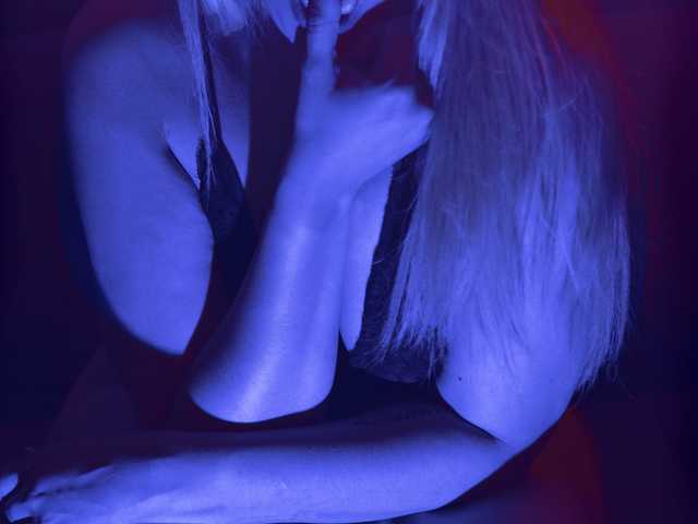 个人资料的照片 Emily-Zoy