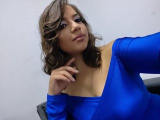 色情视频聊天 EmilyCali