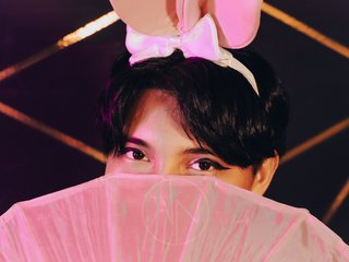色情视频聊天 Emmaa-Lex