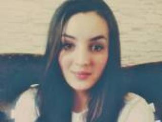 色情视频聊天 emmabees