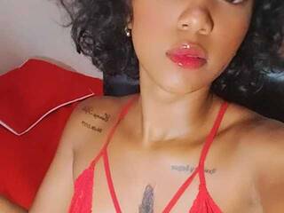 色情视频聊天 Emy-02