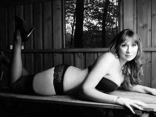 色情视频聊天 Estelle66