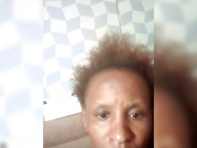 广播屏幕截图 EulaliaLaurie