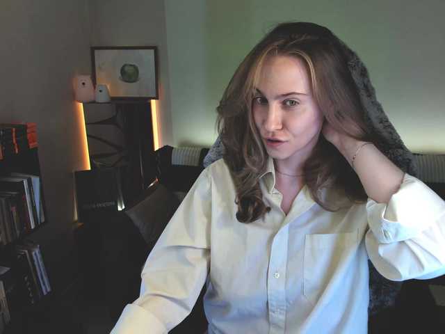 广播屏幕截图 Adamova_Eva