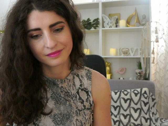 广播屏幕截图 EVALOVIA