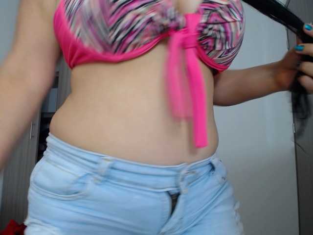 广播屏幕截图 EvaRamirez