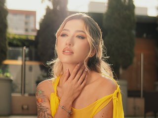 色情视频聊天 EveBenson